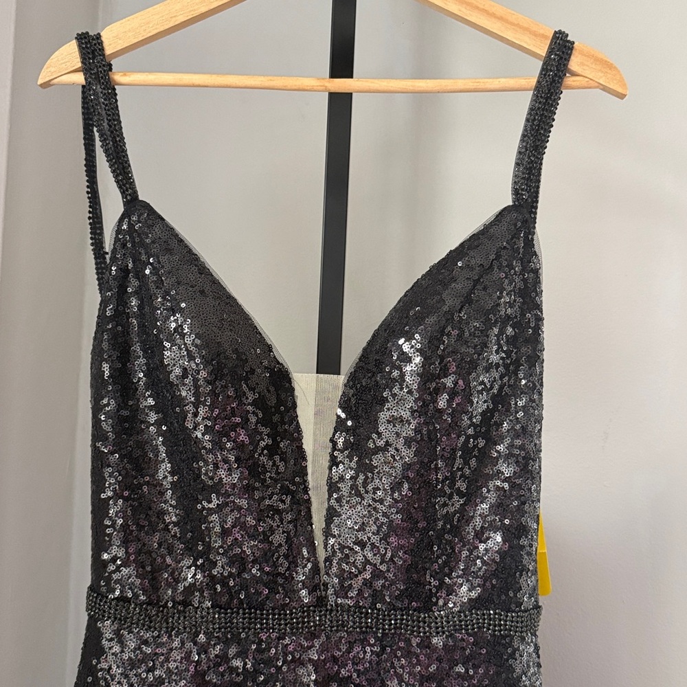 Glow Dress Black Sequin Rhinestone Open Back Prom Formal Homecoming NWT - Picture 8 of 17